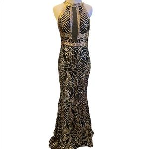 LAST DAY: VVM Curve Sequin Dress